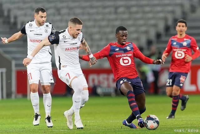 王哲林谈世界杯:上场就全力以赴 这是我的工作