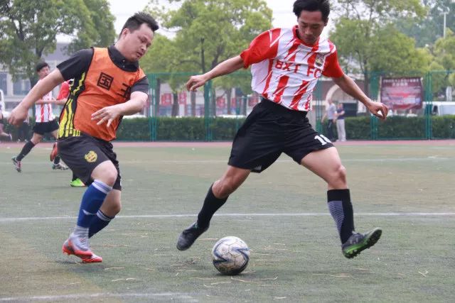 王哲林31+14刘铮16分 上海力克浙江总比分2-2